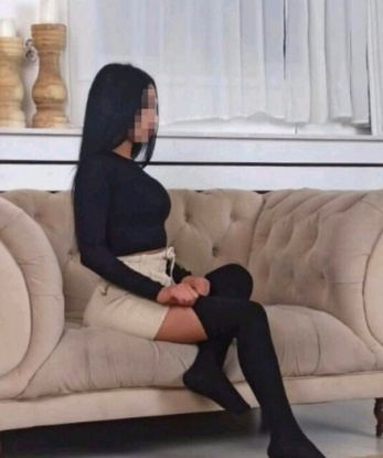 Я живу в Москве и могу предложить тебе незабываемые моменты наслаждения. У меня опыт, талант и интуиция, чтобы доставить тебе настоящее блаженство. Мои услуги включают классический секс, оральные ласки, анальный секс, эротический массаж и многое другое. Я искушение, которое будет обворожительным дополнением к твоей жизни. Мои фото настоящие – убедись сам! Я гарантирую полную конфиденциальность, комфорт и удовлетворение. Открой новый мир удовольствий со мной и ты не пожалеешь! 😘💋 #Москва #эскорт Елена